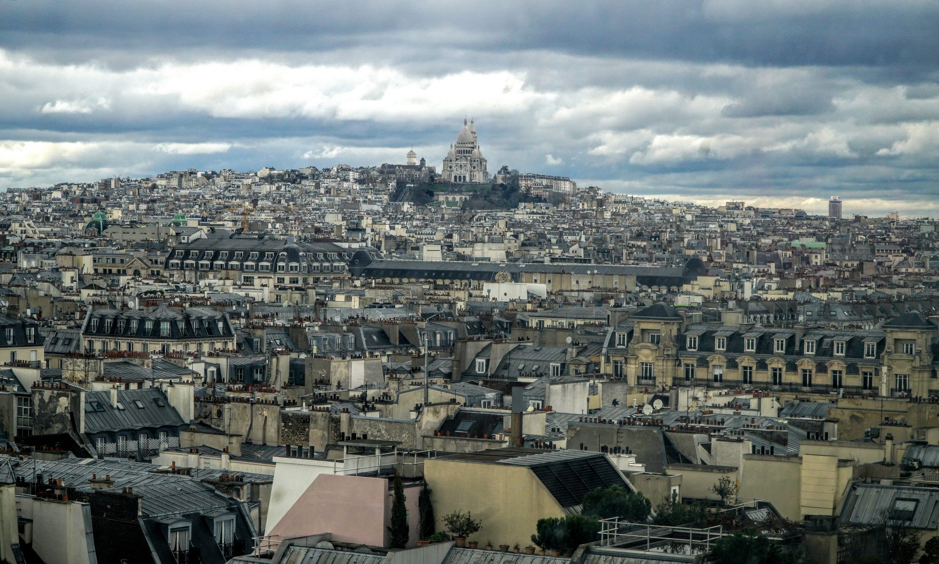 Paryż widok z Centre Pompidou na Montparnasse